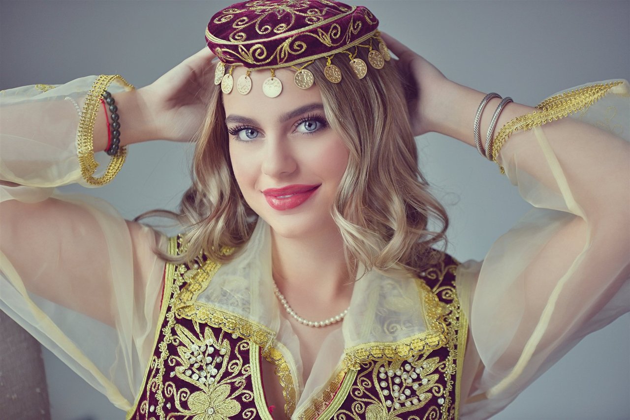 Older Men Younger Women Dating